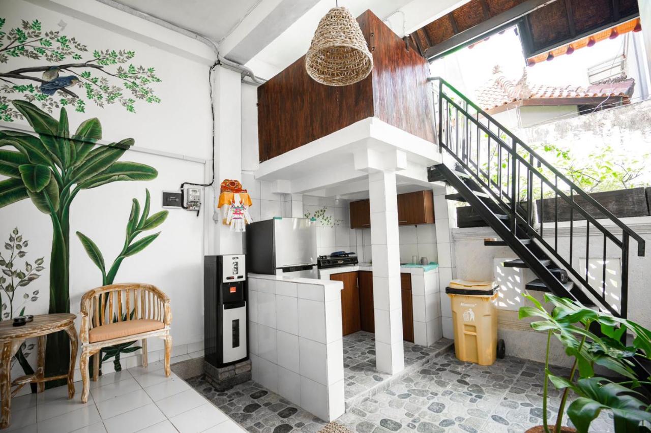 Sunrise Surf Guest House Canggu  Exterior photo